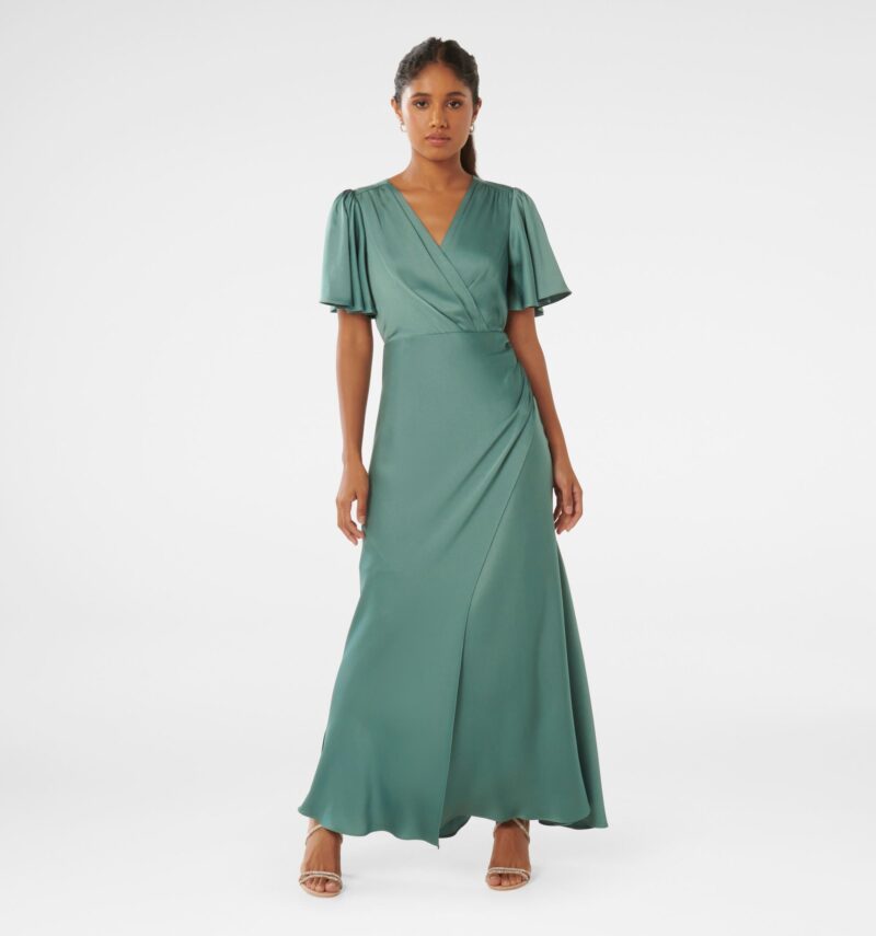 Chelsea Petite Flutter Sleeve